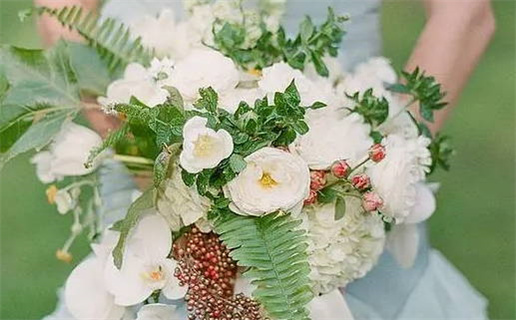 2025年农历冬月初一是结婚好日子吗 办婚礼吉利吗